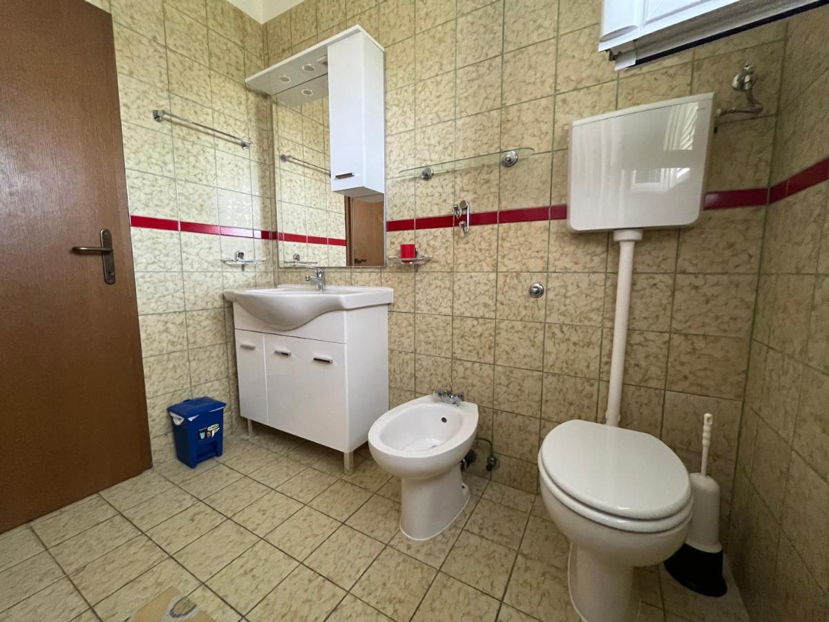 Apartments Vuksan 拉布 外观 照片