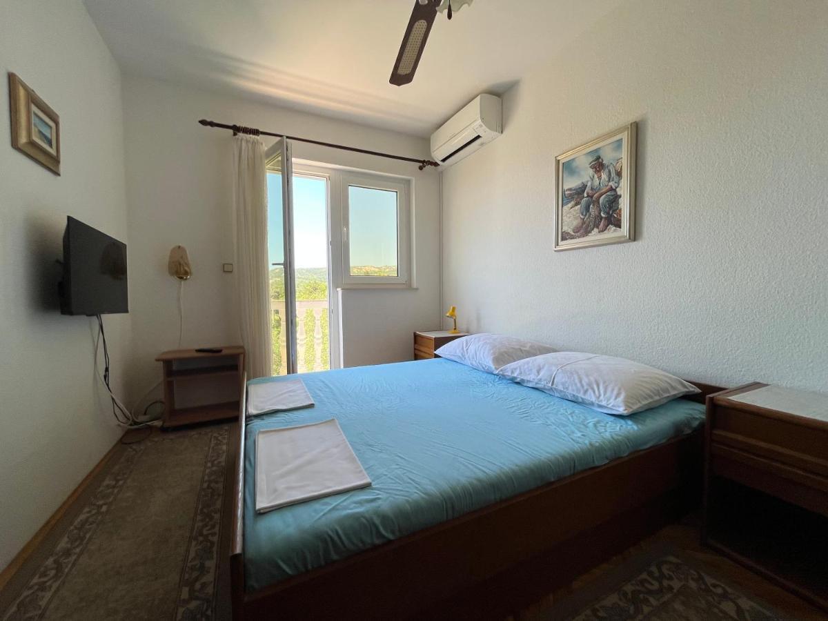 Apartments Vuksan 拉布 外观 照片