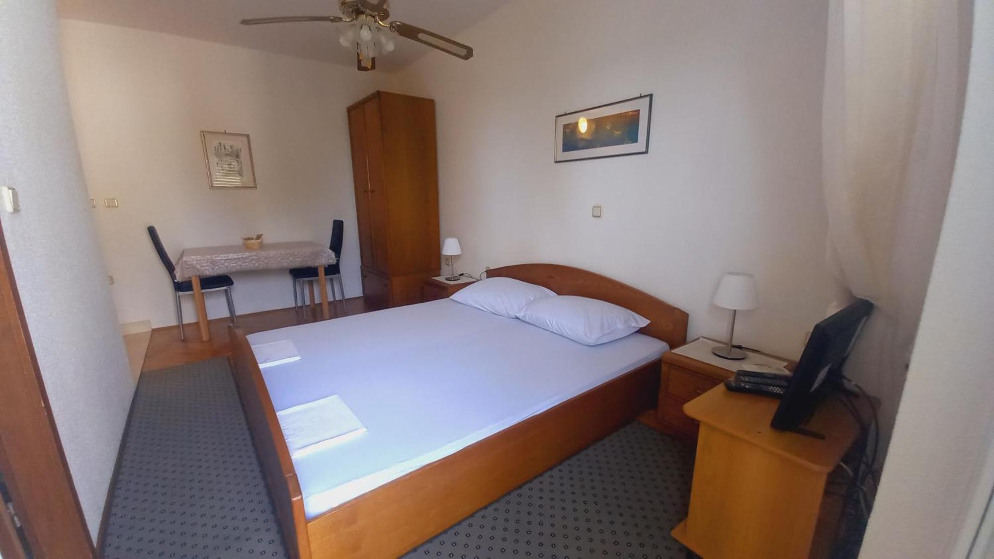 Apartments Vuksan 拉布 客房 照片
