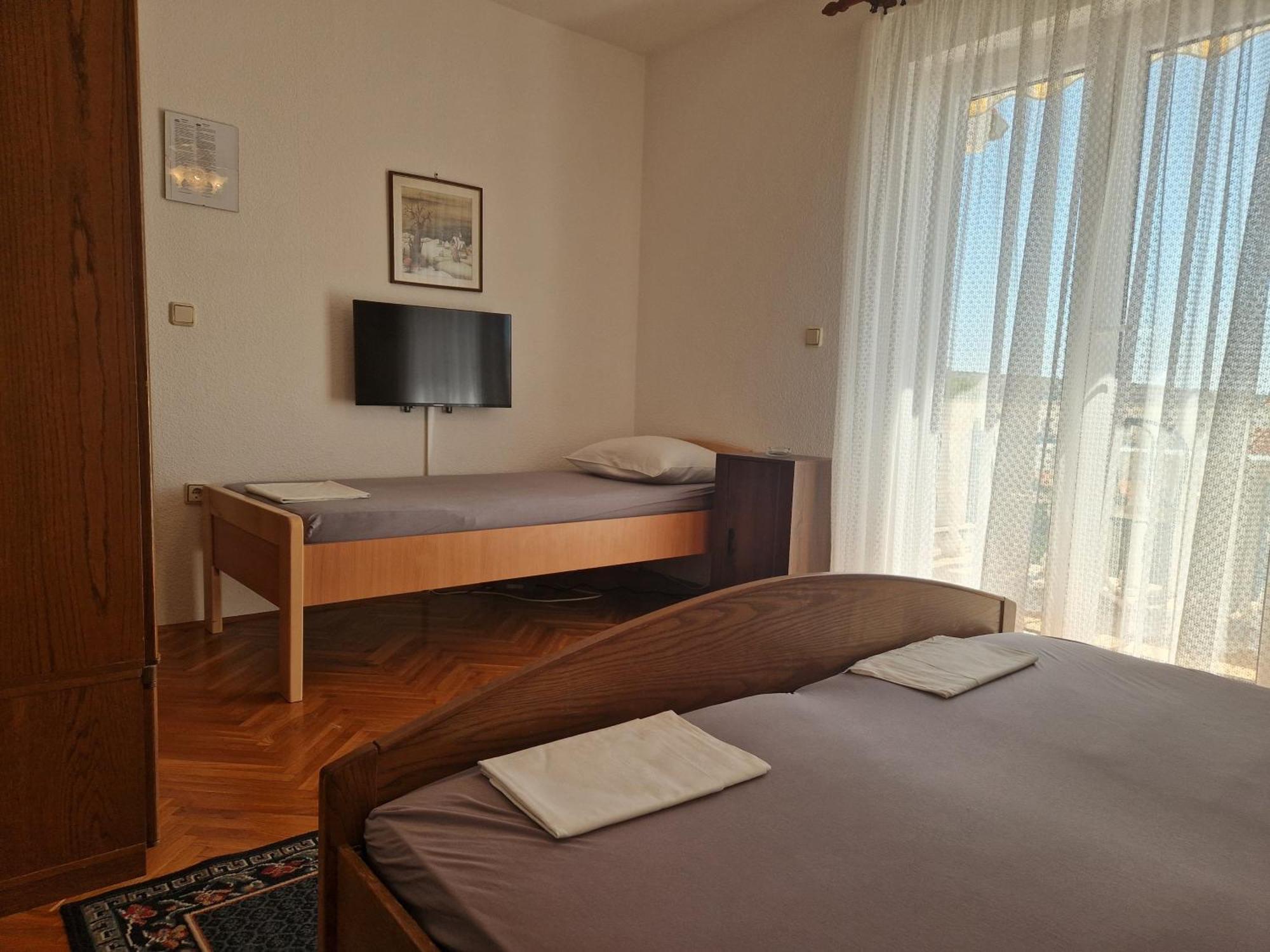 Apartments Vuksan 拉布 客房 照片