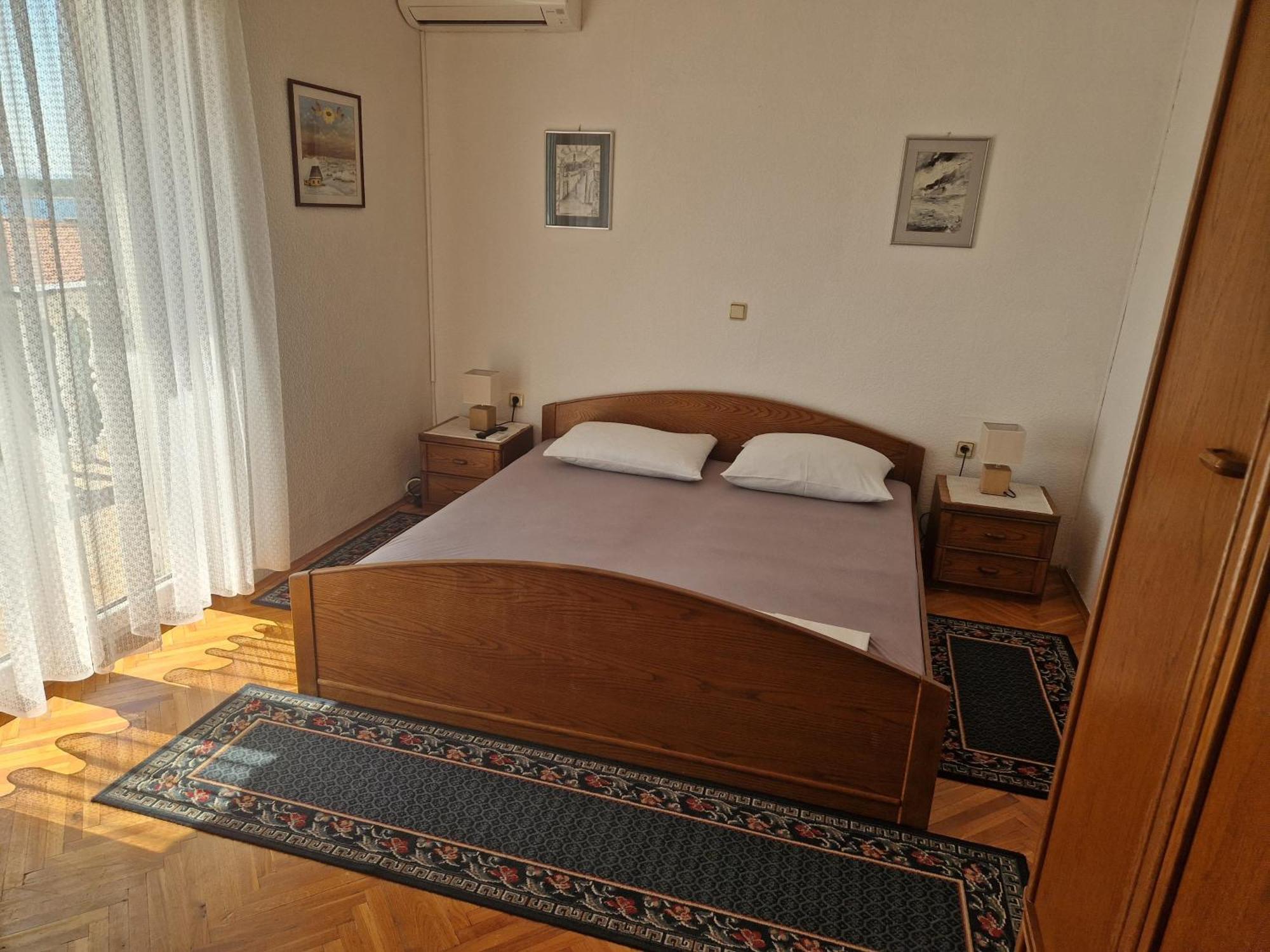 Apartments Vuksan 拉布 外观 照片
