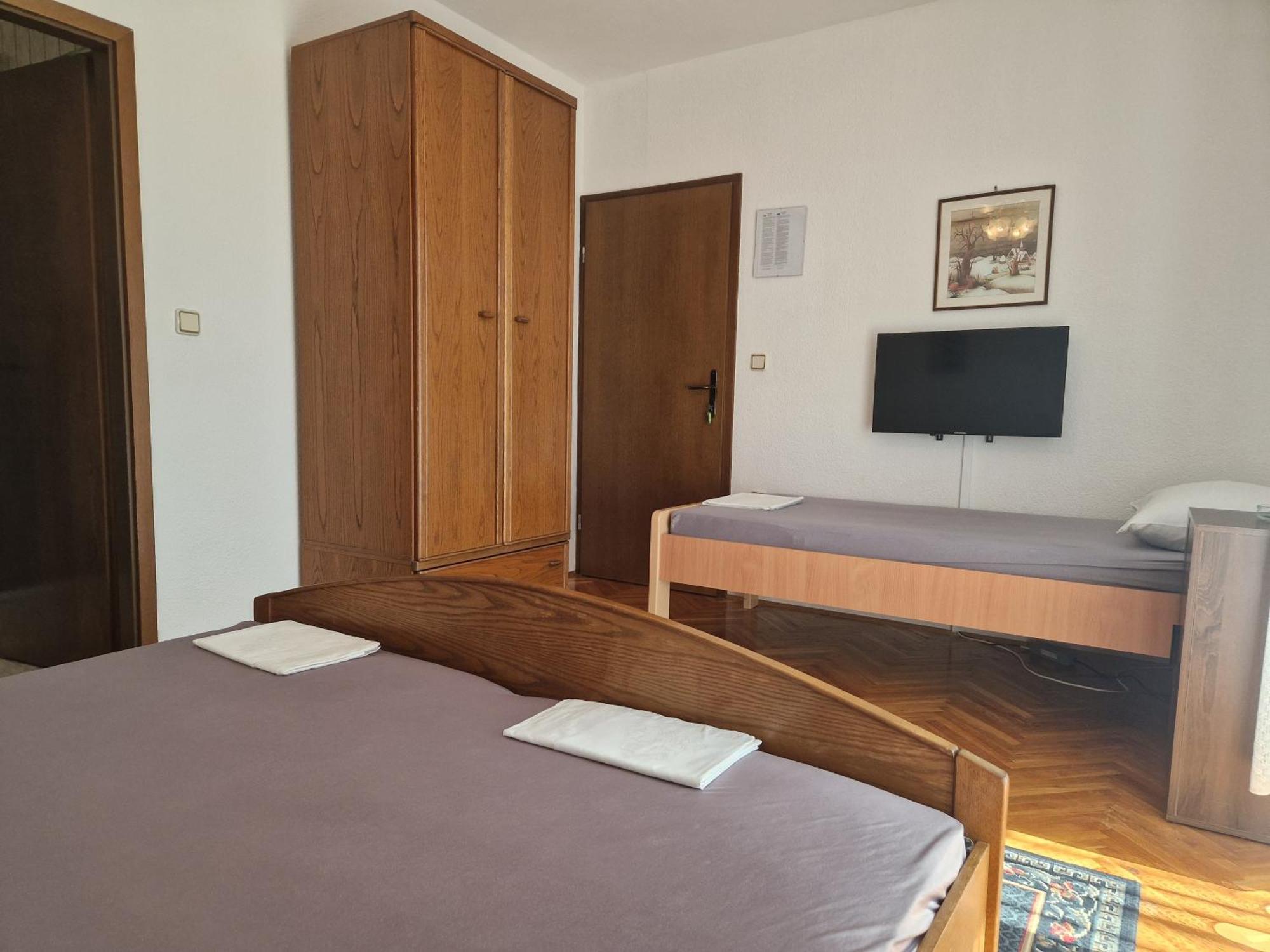 Apartments Vuksan 拉布 客房 照片