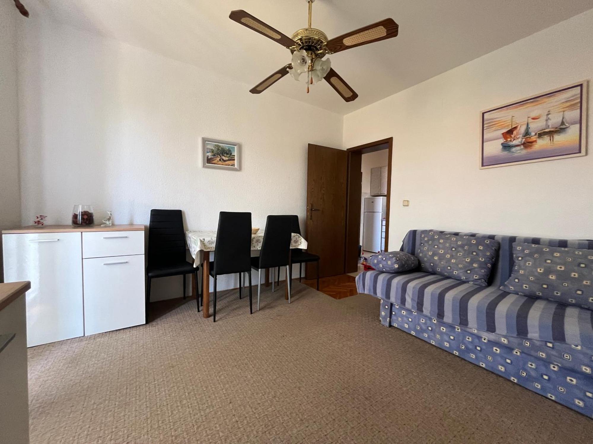 Apartments Vuksan 拉布 外观 照片